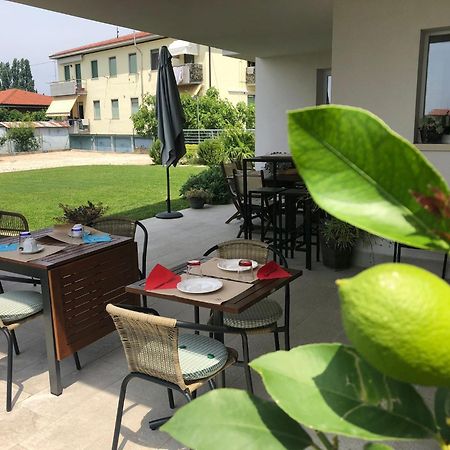 Pacengo Di Lazise I Broletti Del Garda酒店 外观 照片